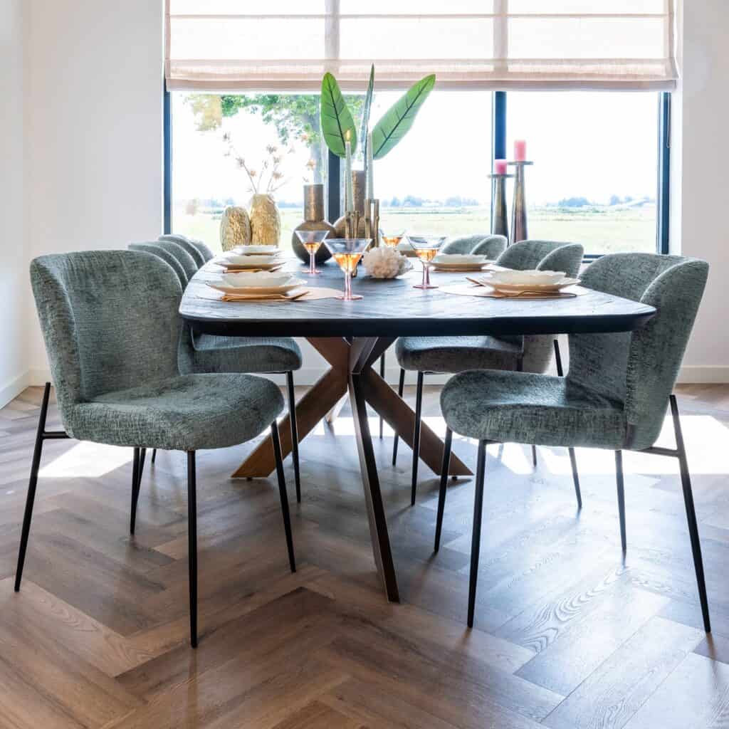 - Eettafel Hayley 280 (Dark coffee)