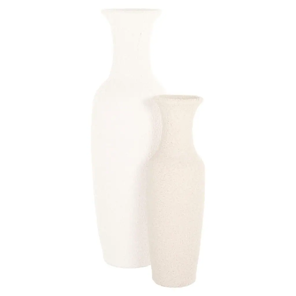 - Vaas Fluffy white small