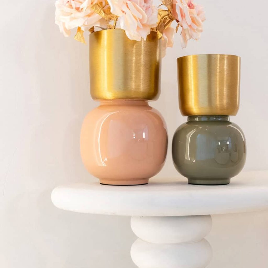 - Vaas Calla brushed gold