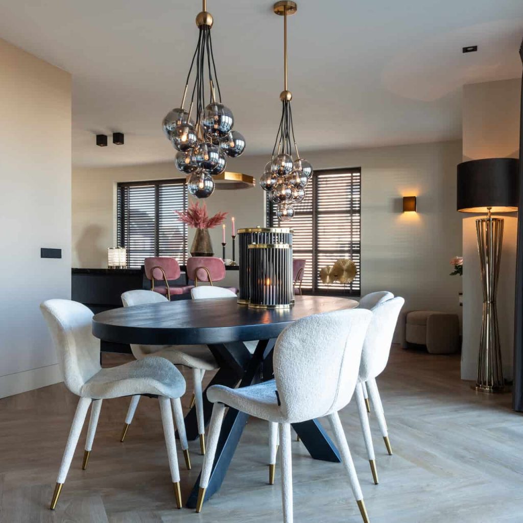 s4543_fr_white_chenille-6045-9840-wl-0101-lb-0116-hl-0106-s4523_blush_velvet-va-0181-fo-0044-fo-0045-ka-0106-ka-0107-setting_4-setting