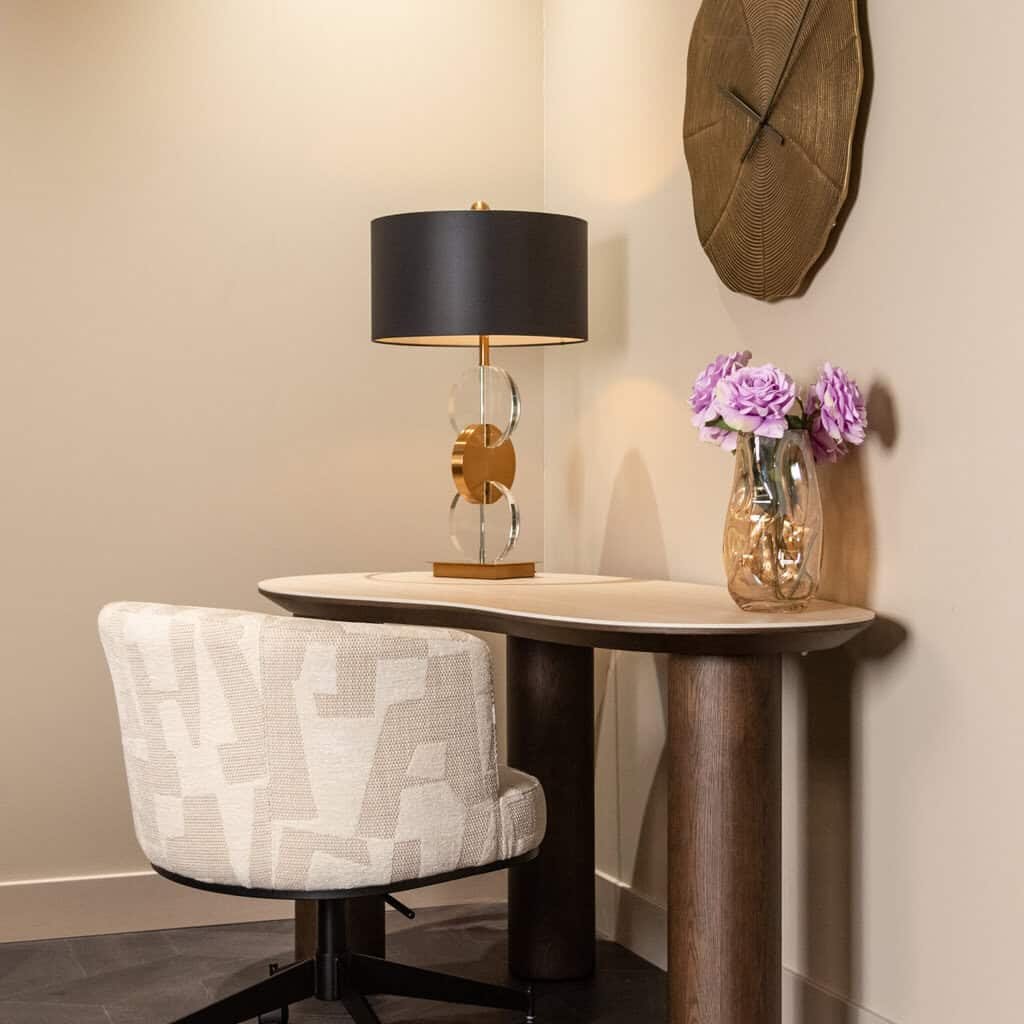 - Eetkamerstoel Rochenne beige graffic swivel on wheels