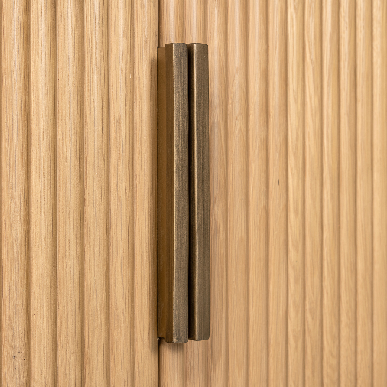 Dressoir Belfort 4-deurs (Natural oak)